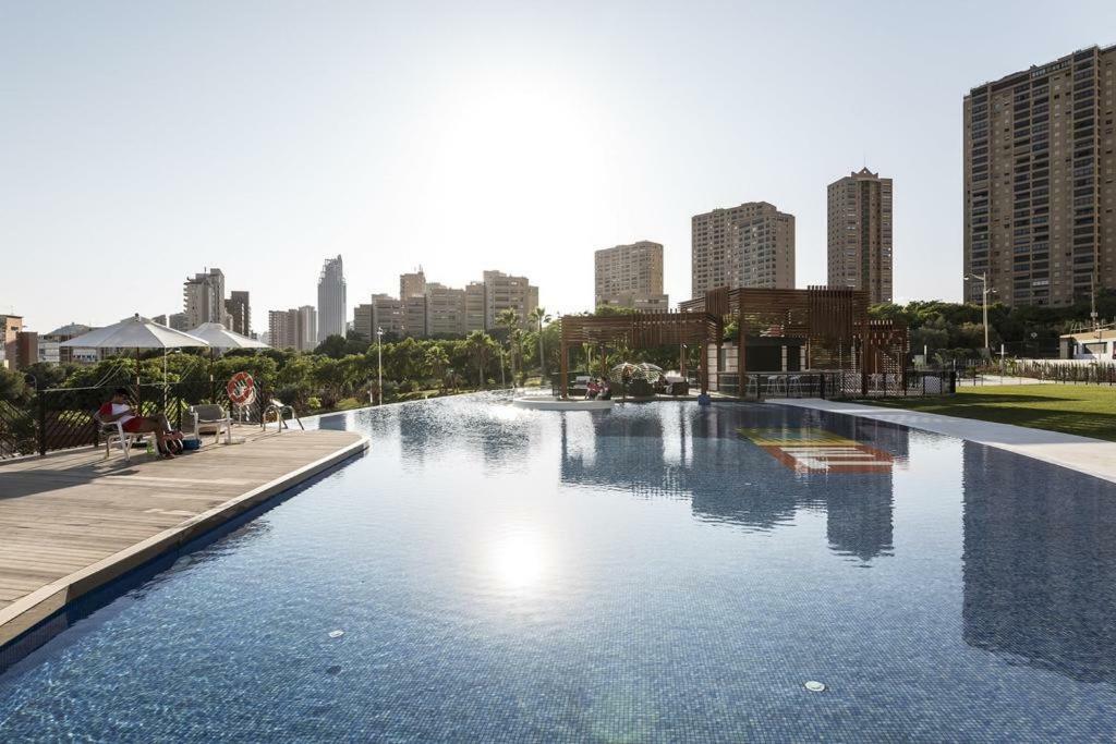 Sunset Drive Resort & Spa Бенидорм Экстерьер фото