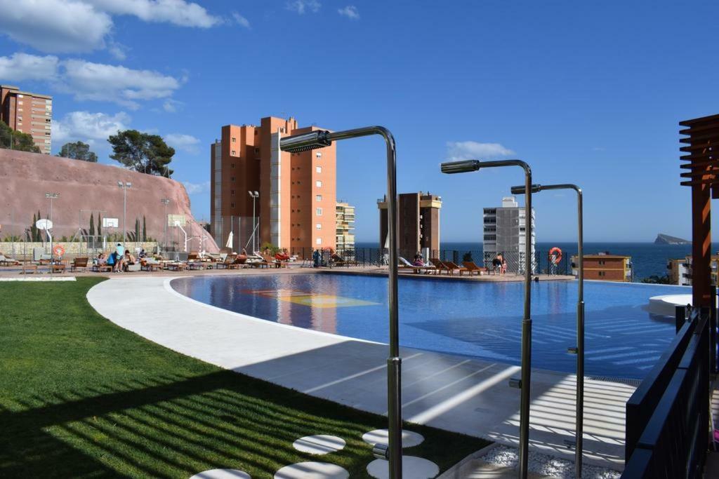 Sunset Drive Resort & Spa Бенидорм Экстерьер фото